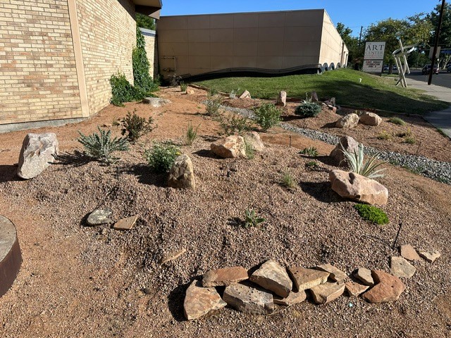 Refreshed landscaping along 7th Street at The Art Center
